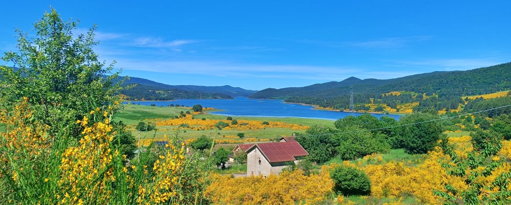 Lago Arvo in primavera (CS)